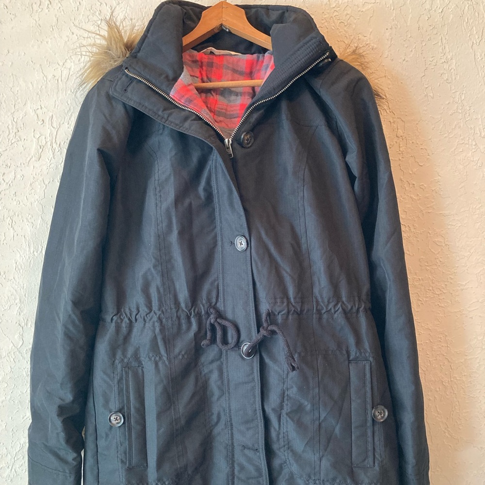 Hollister women’s parka medium